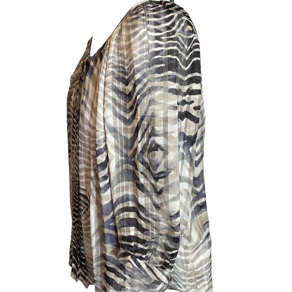 Sara Michelle 2X Peasant Top Animal Print 3/4 Sheer Sleeve Scoop Neck Layered - Picture 6 of 16